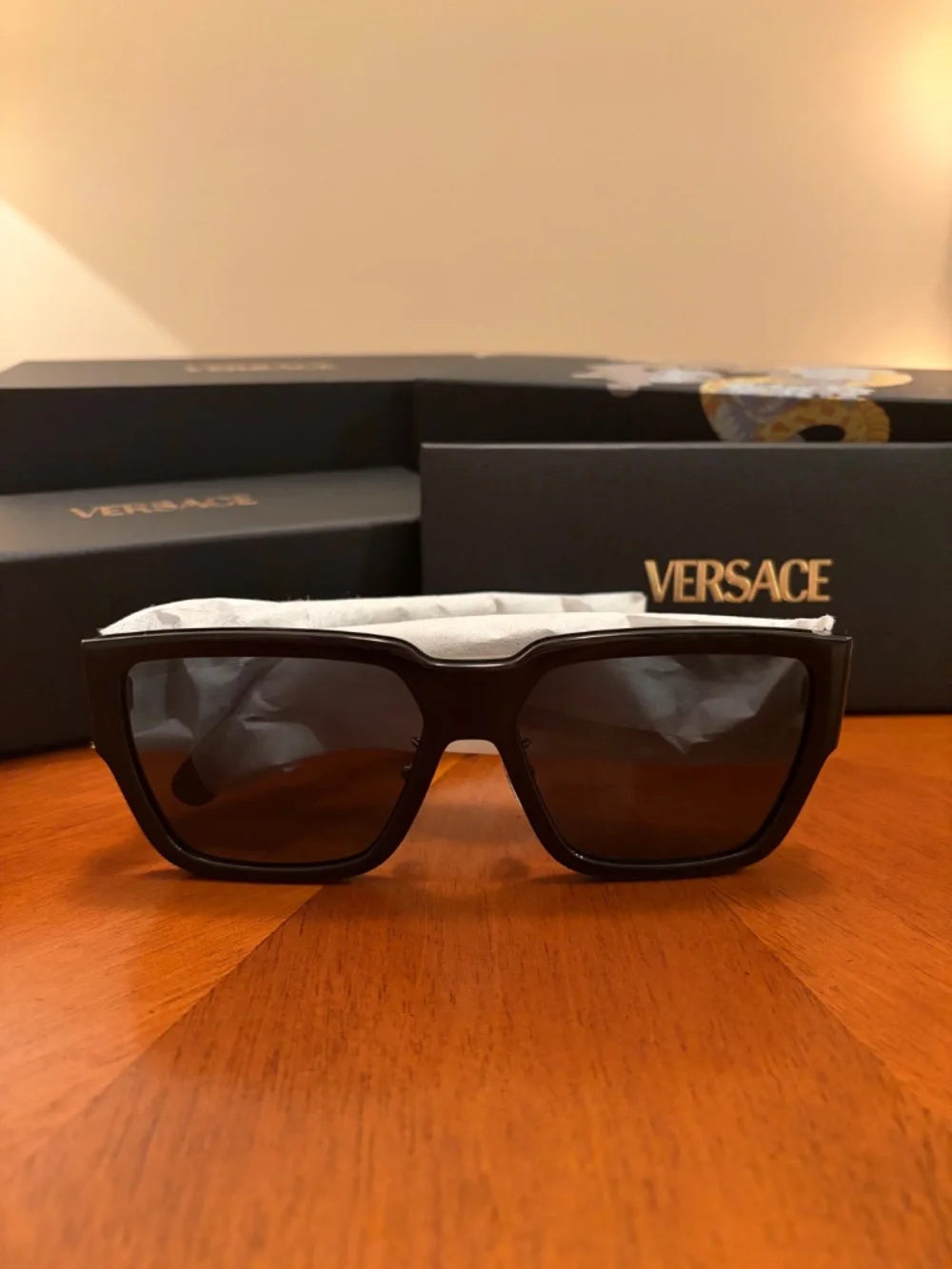 Versace Mens Sunglasses VE4483D - NWT With All Original Boxes